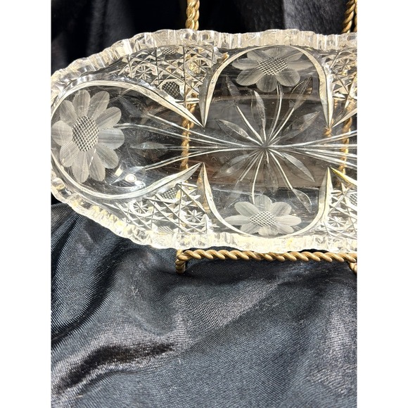 AMERICAN BRILLIANT CUT CELERY DISH WITH FLORAL PATTERN 8 x 4 (2659) - Picture 2 of 9